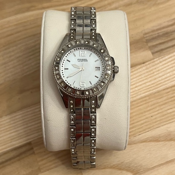 Fossil Ladies Watch Crystal Embellishments Stainless Bracelet Quartz Date Window - Picture 1 of 12